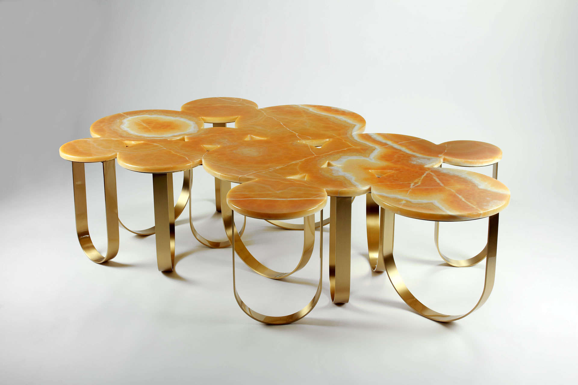 Cloud coffee table - Barberini & Gunnell